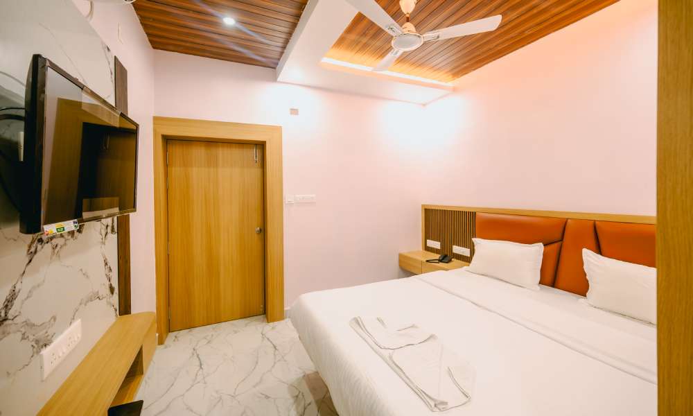 deluxe-quad-room-budget-hotels-in-bhubaneswar